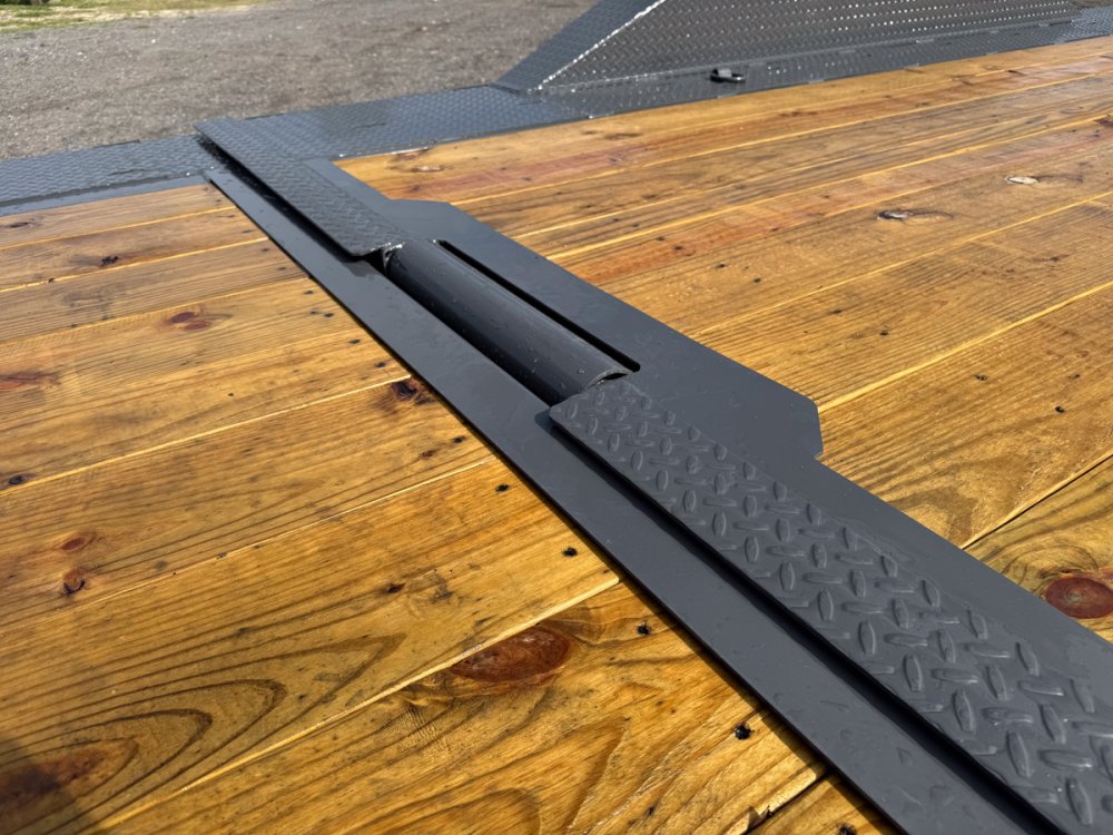24' Horizon HET Gooseneck Equipment Tilt Trailer Drive Over Fenders - (2) 10K Axles 65-427